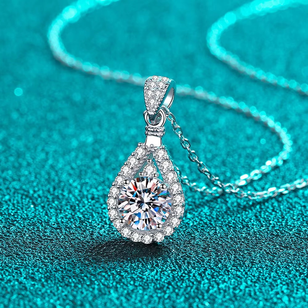 D VVS1 Moissanite Pandent Necklace for Woman Wedding Jewely with GRA 925 Sterling Sliver Plated 18K White Gold Necklace